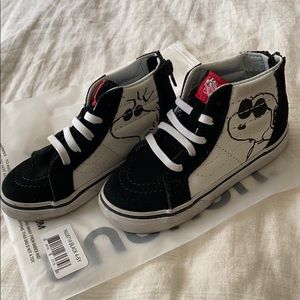 Vans snoopy kids shoes